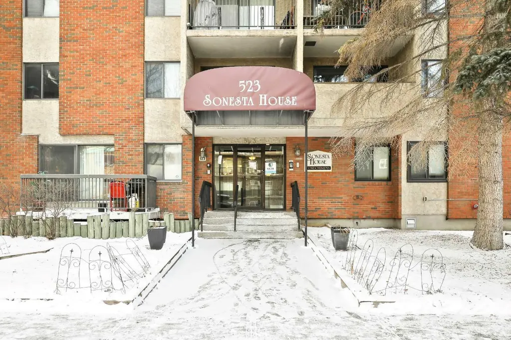 523 15 Avenue SW Calgary AB T2R0R3