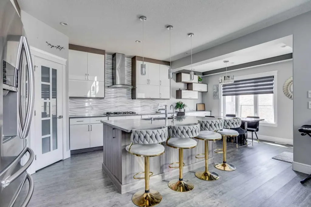 218 Prospect Drive Fort Mcmurray AB T9K 0W7