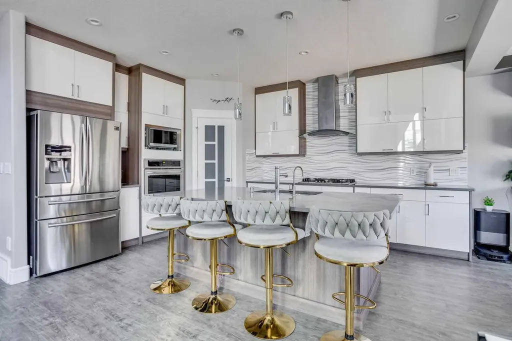 218 Prospect Drive Fort Mcmurray AB T9K 0W7