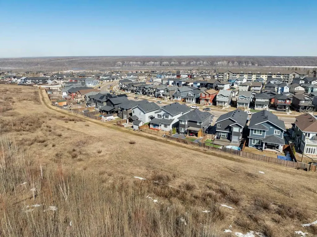 218 Prospect Drive Fort Mcmurray AB T9K 0W7