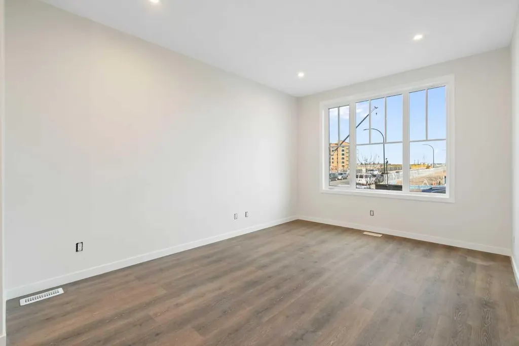 1457 Rangeview Drive SE Calgary AB T3S0P8