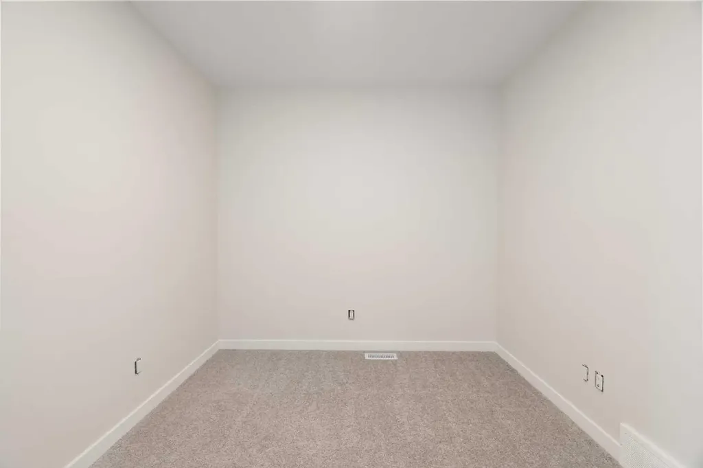 1457 Rangeview Drive SE Calgary AB T3S0P8