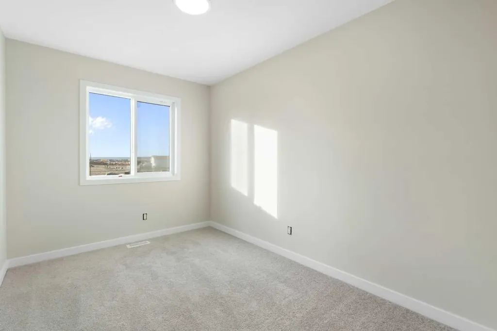 1457 Rangeview Drive SE Calgary AB T3S0P8
