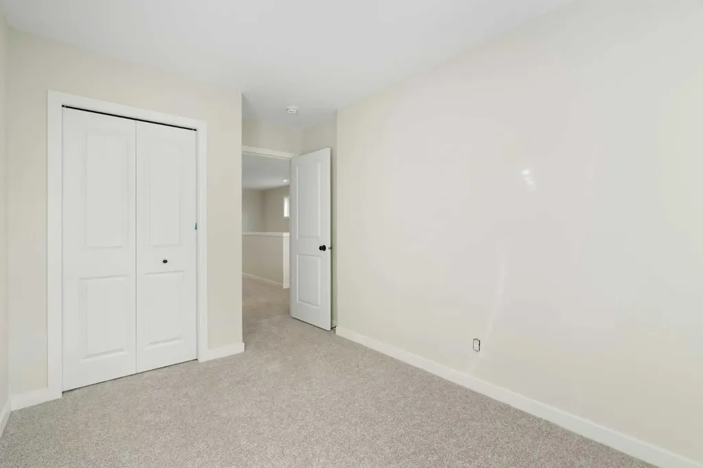 1457 Rangeview Drive SE Calgary AB T3S0P8