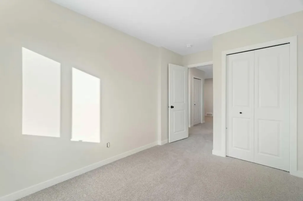 1457 Rangeview Drive SE Calgary AB T3S0P8