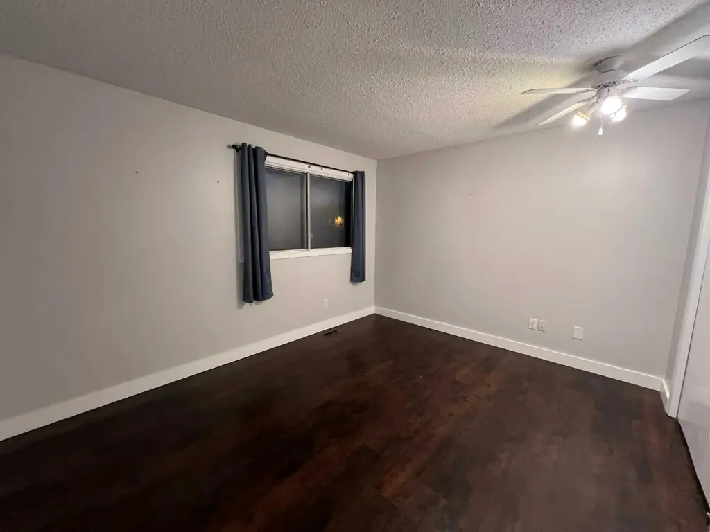 197 Oxford Road W Lethbridge AB T1K 4V6