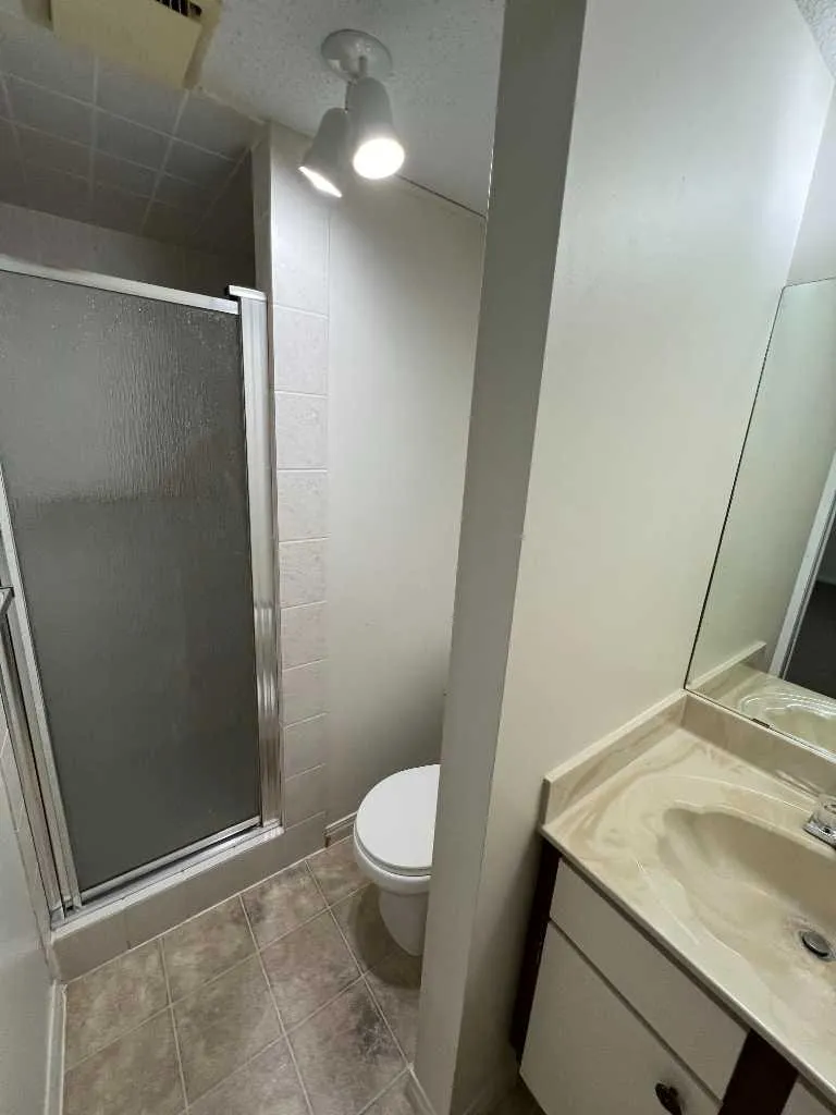 197 Oxford Road W Lethbridge AB T1K 4V6