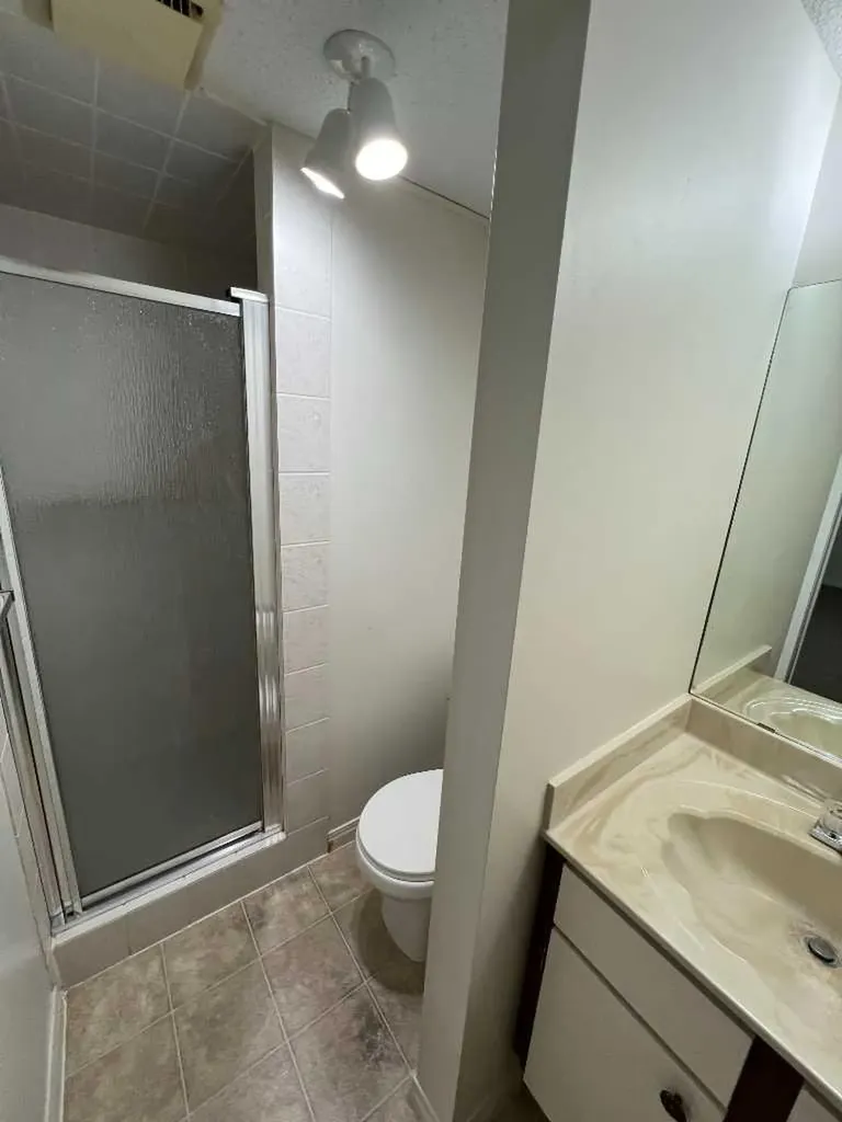 197 Oxford Road W Lethbridge AB T1K 4V6