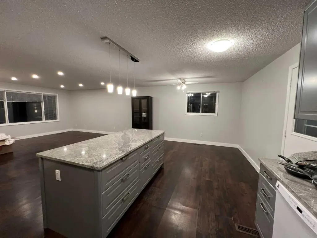 197 Oxford Road W Lethbridge AB T1K 4V6