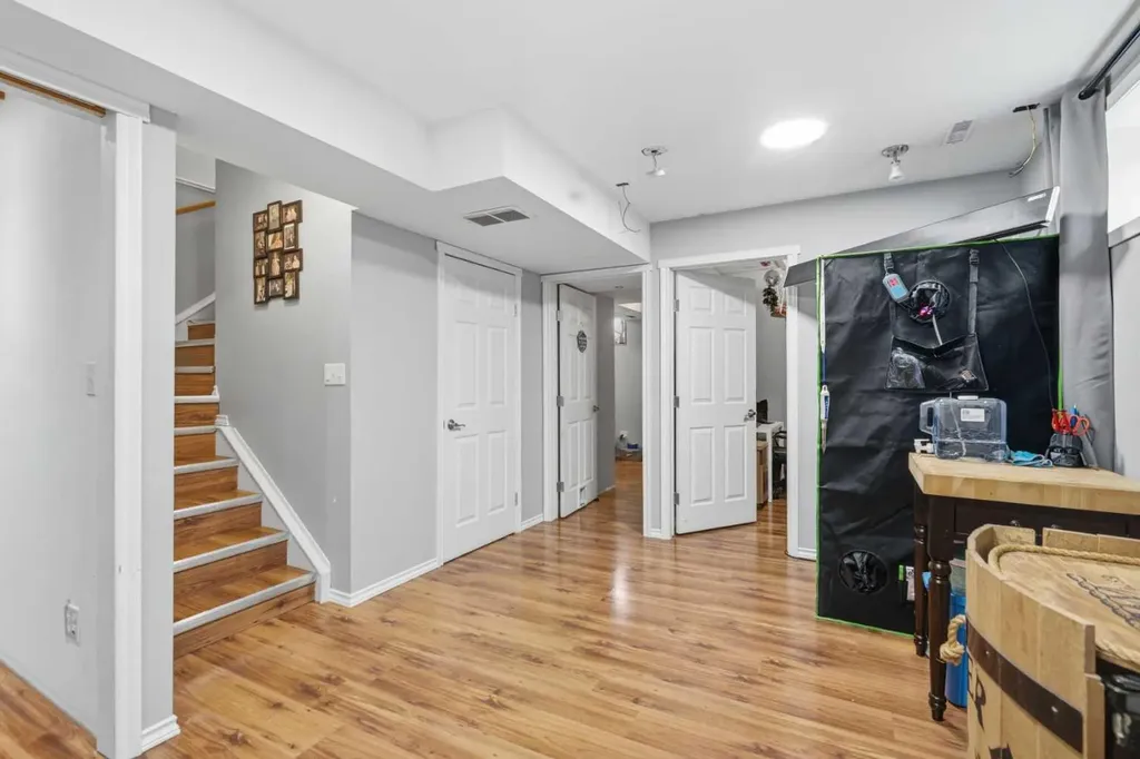 46 Saddlemont Way NE Calgary AB T3J4V2