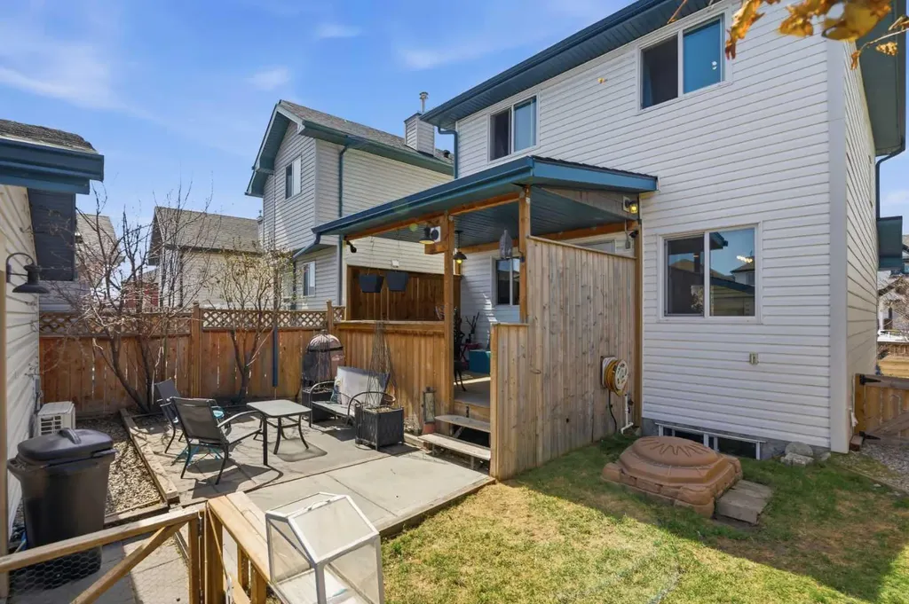 46 Saddlemont Way NE Calgary AB T3J4V2