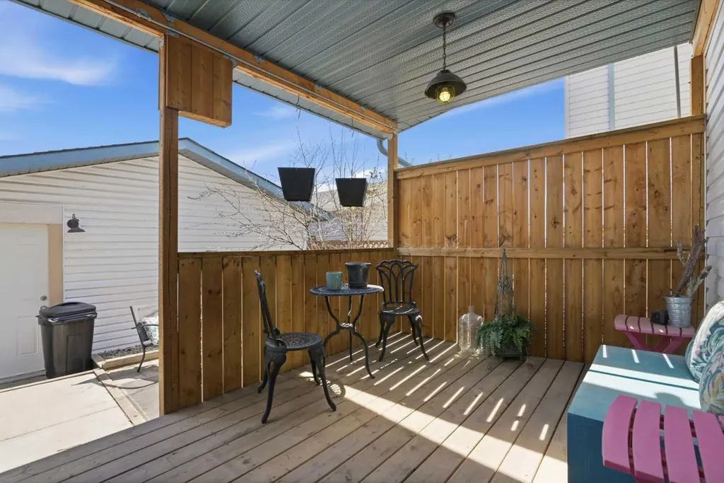 46 Saddlemont Way NE Calgary AB T3J4V2