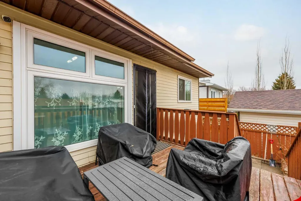 1305 10 Avenue SE High River AB T0L 1B0