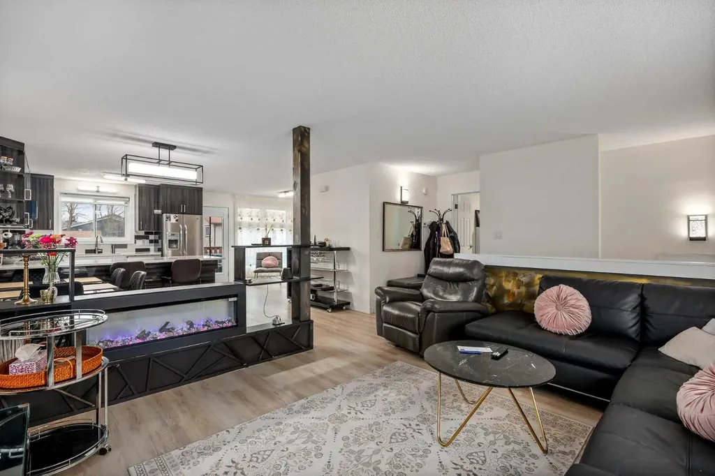 1305 10 Avenue SE High River AB T0L 1B0