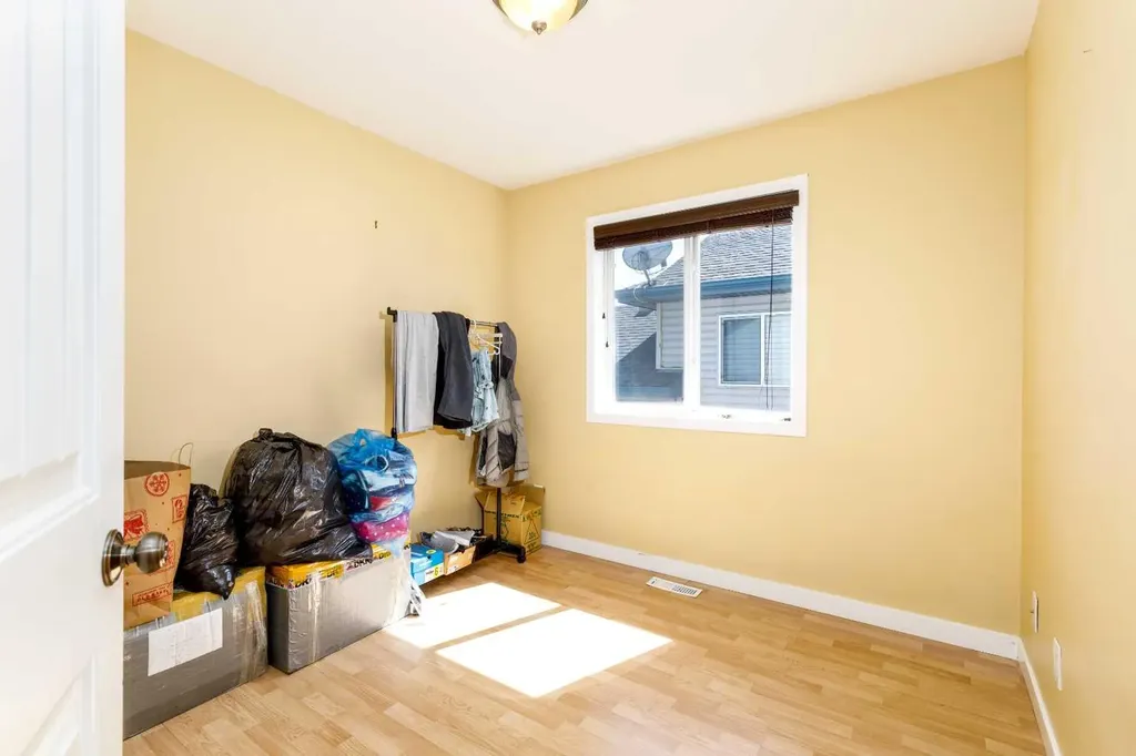43 Webster Drive Red Deer AB T4N7G4