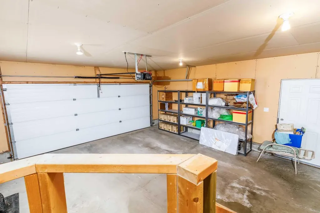 43 Webster Drive Red Deer AB T4N7G4