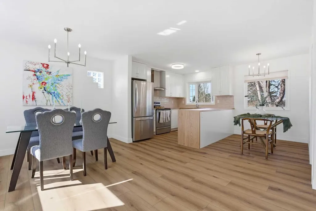 431 Queen Charlotte Drive SE Calgary AB T2J 4H2