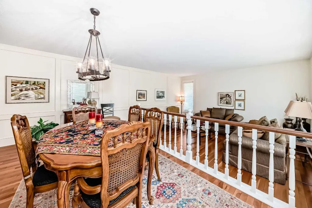 123 Varsity Estates Grove NW Calgary AB T3B 4C8