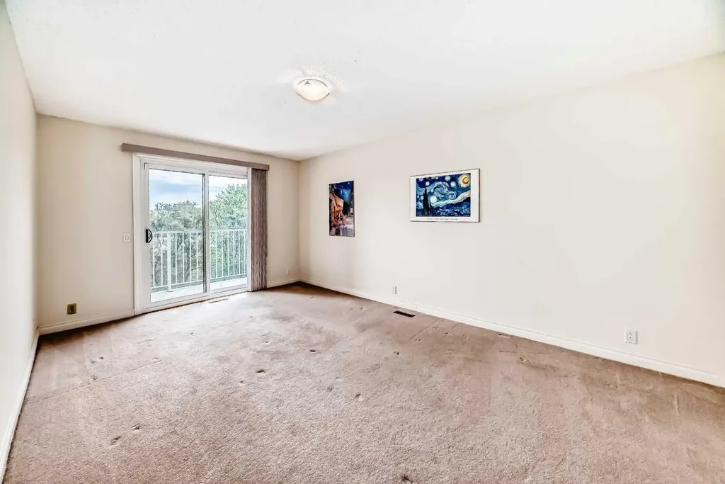 123 Varsity Estates Grove NW Calgary AB T3B 4C8