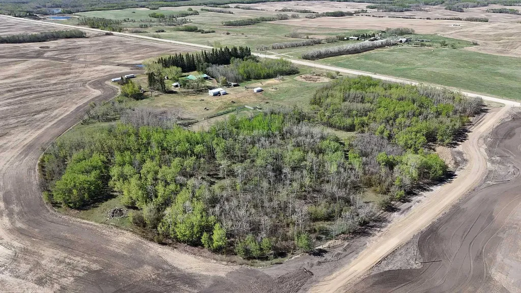 37559 Rr224 Rural Red Deer County AB T0M0V0