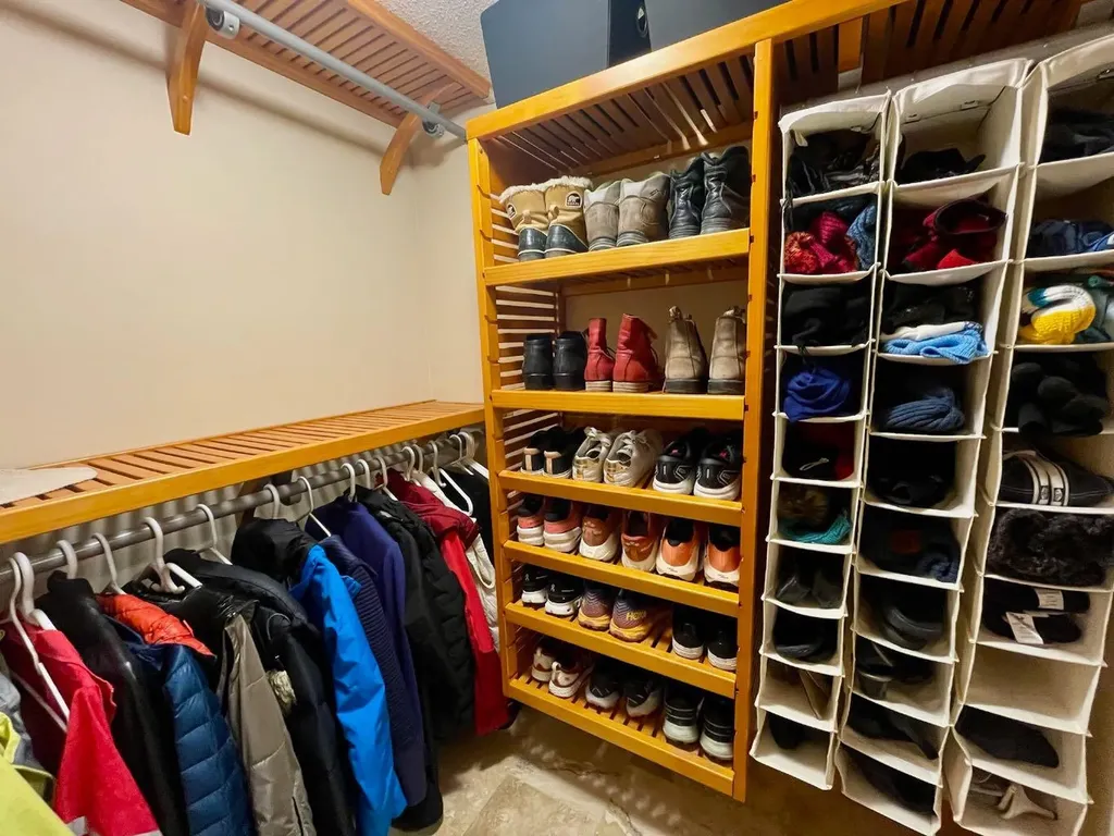 801 4 Street Canmore AB T1W2G9