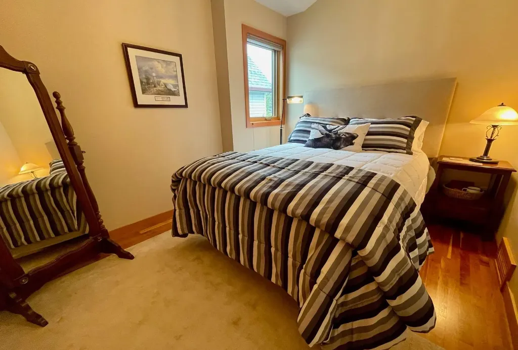 801 4 Street Canmore AB T1W2G9