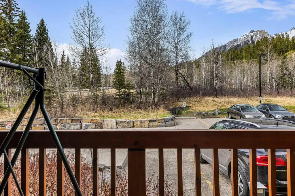 300 Palliser Lane Canmore AB T1W 0H3