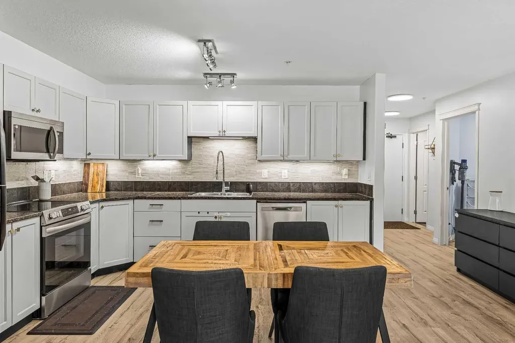300 Palliser Lane Canmore AB T1W 0H3