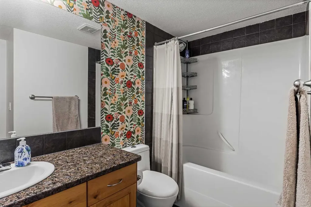 300 Palliser Lane Canmore AB T1W 0H3