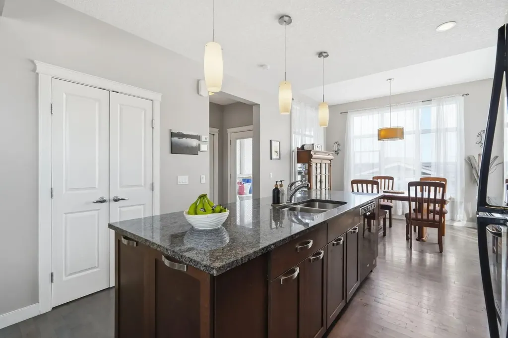 42 Sage Hill Green NW Calgary AB T3R 0H3