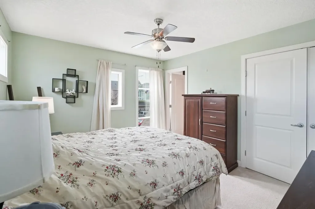 42 Sage Hill Green NW Calgary AB T3R 0H3