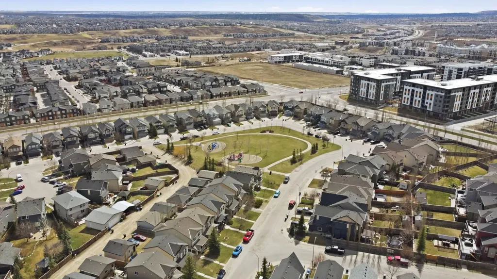 42 Sage Hill Green NW Calgary AB T3R 0H3