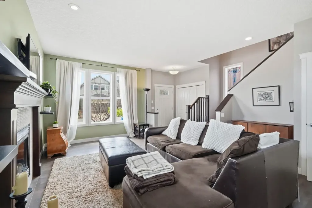 42 Sage Hill Green NW Calgary AB T3R 0H3