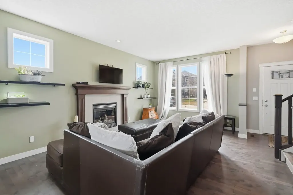 42 Sage Hill Green NW Calgary AB T3R 0H3