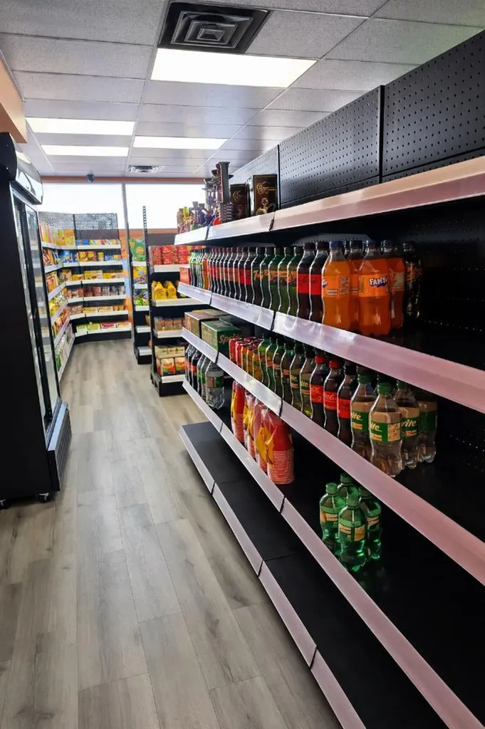 11917 134 Avenue NW Edmonton AB T5E 5N1