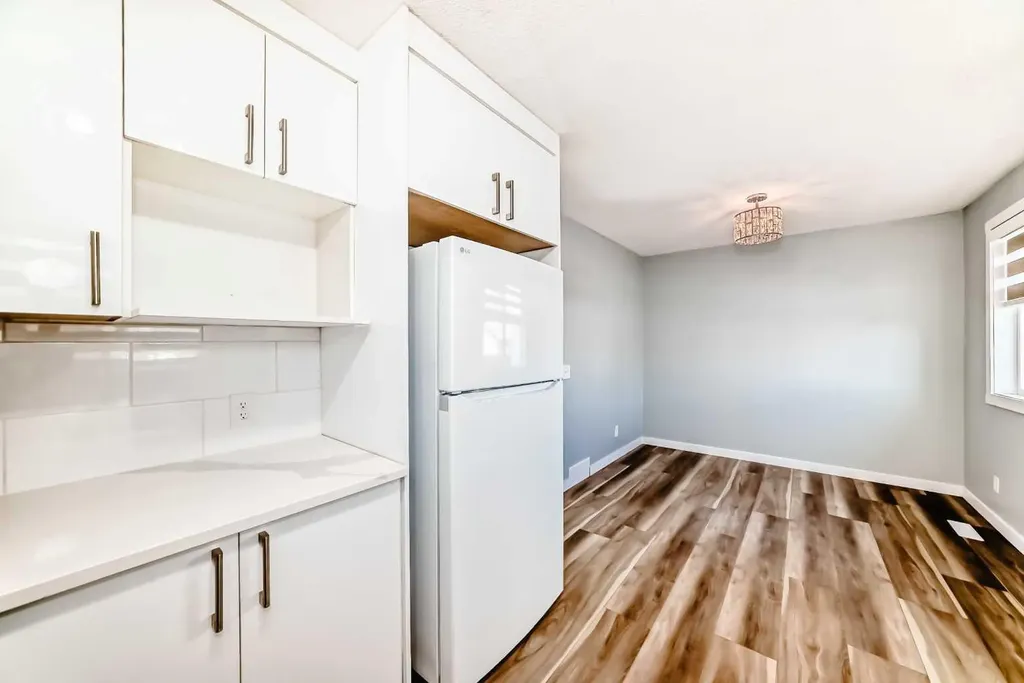 77 Martinbrook Road NE Calgary AB T3J 3E1