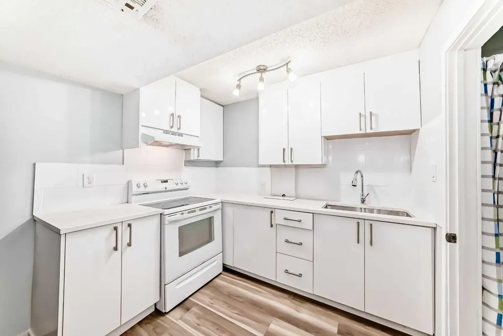 77 Martinbrook Road NE Calgary AB T3J 3E1