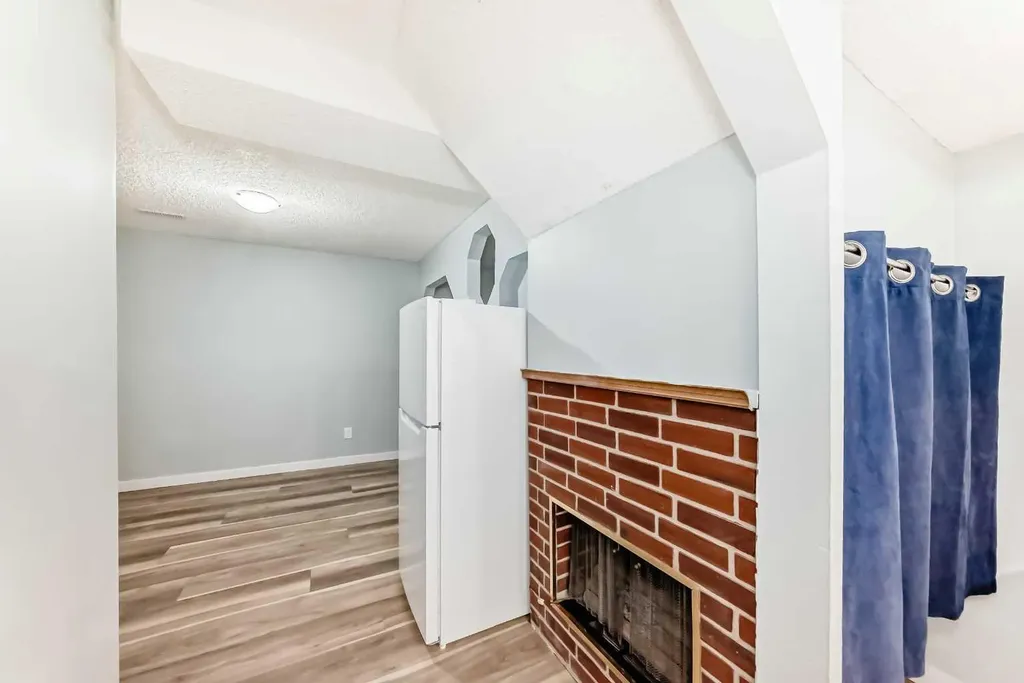 77 Martinbrook Road NE Calgary AB T3J 3E1
