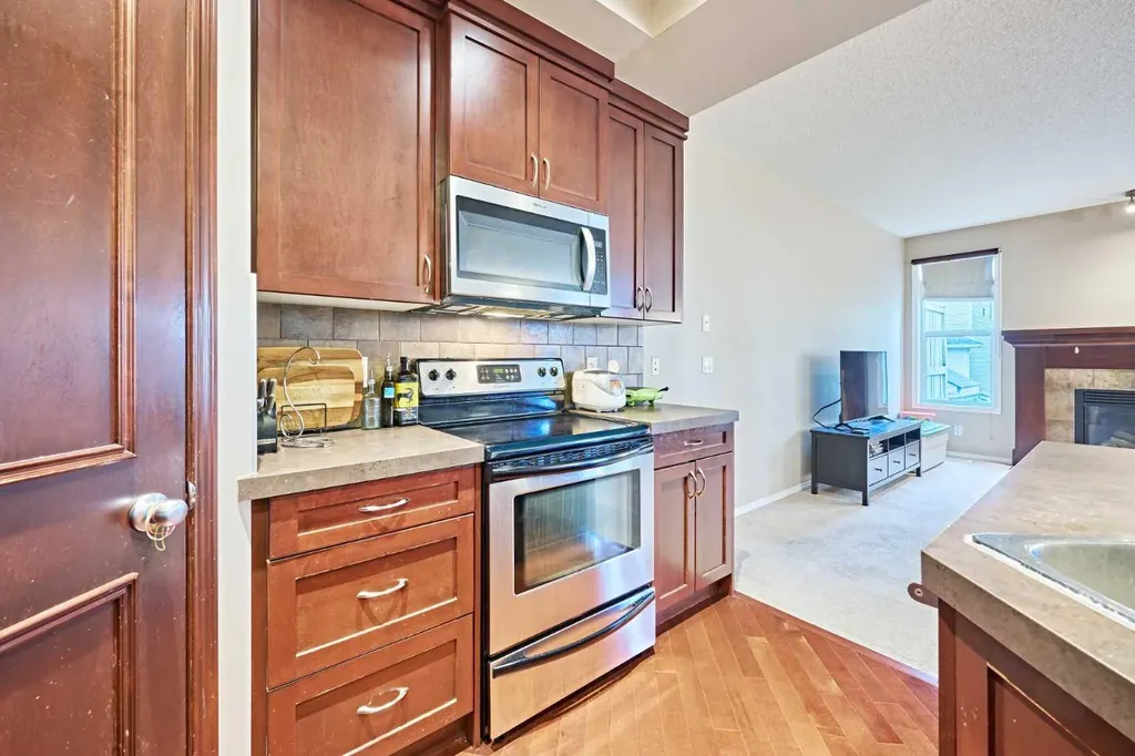 789 Panatella Boulevard NW Calgary AB T3P 1E5