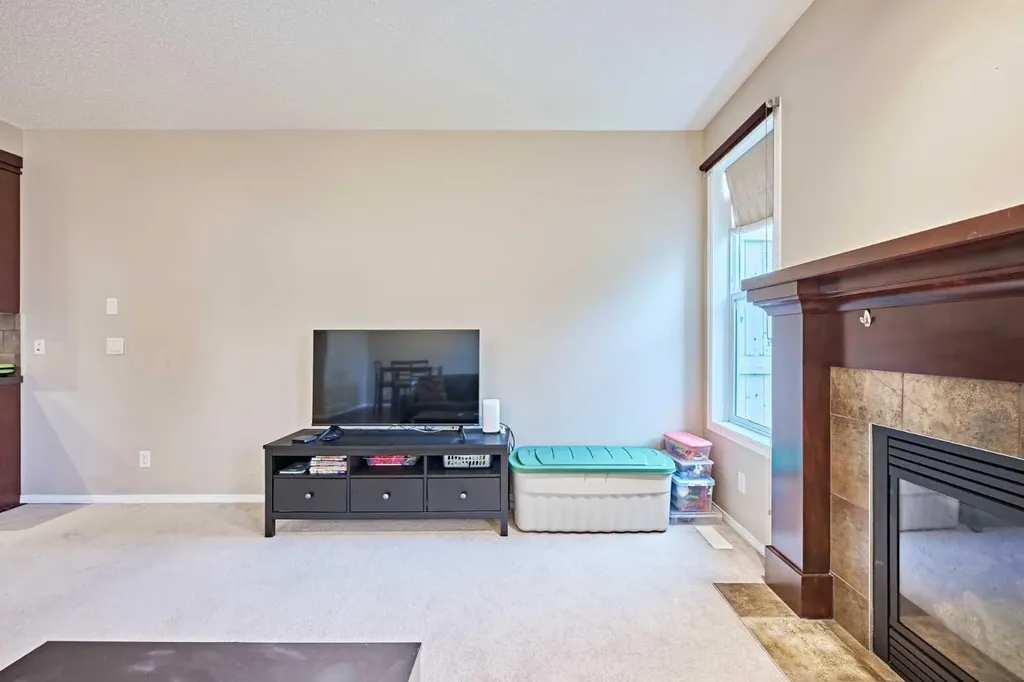 789 Panatella Boulevard NW Calgary AB T3P 1E5