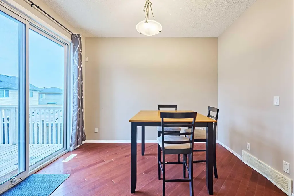 789 Panatella Boulevard NW Calgary AB T3P 1E5