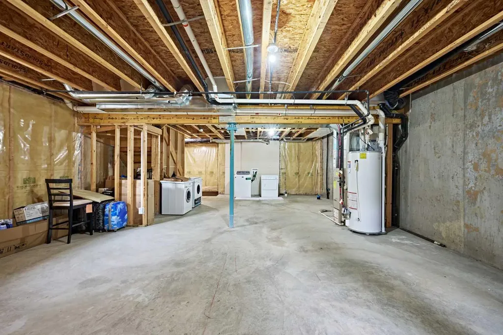 789 Panatella Boulevard NW Calgary AB T3P 1E5