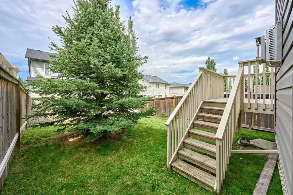 789 Panatella Boulevard NW Calgary AB T3P 1E5