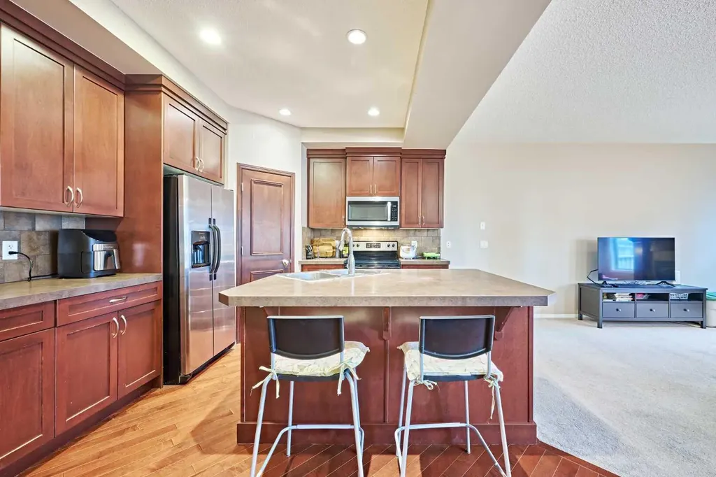 789 Panatella Boulevard NW Calgary AB T3P 1E5