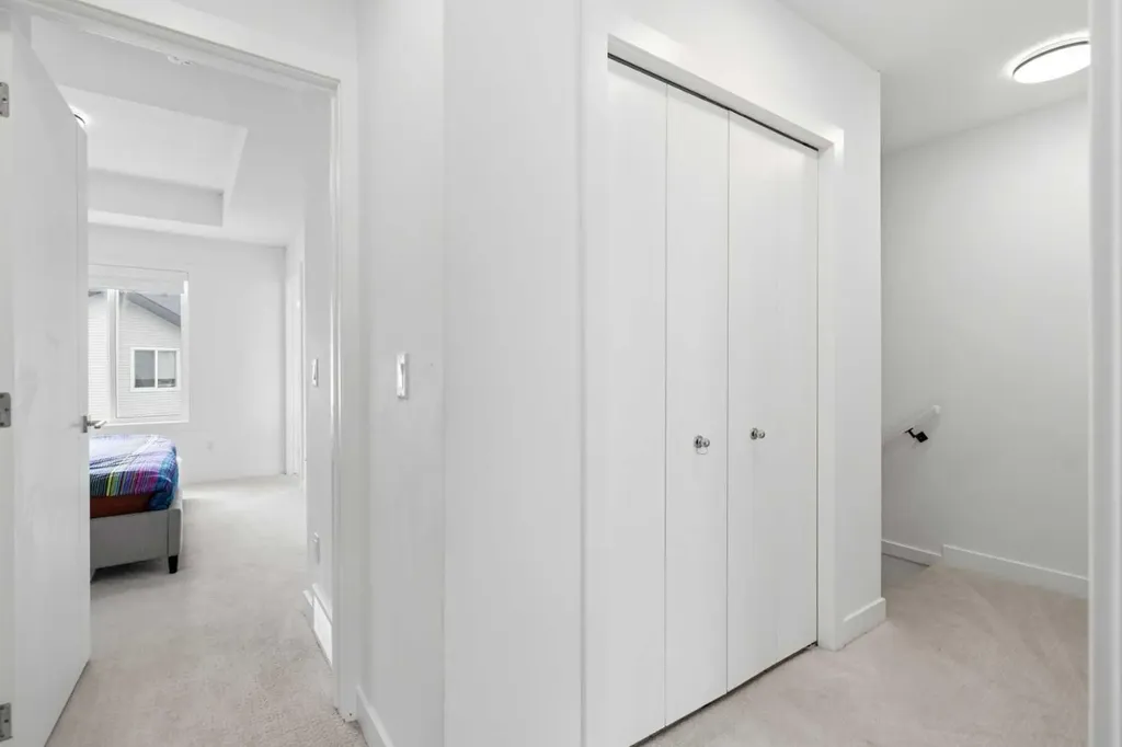 335 Creekside Boulevard SW Calgary AB T2X5L1