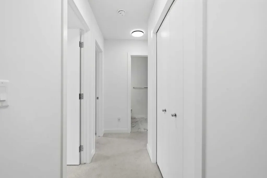 335 Creekside Boulevard SW Calgary AB T2X5L1
