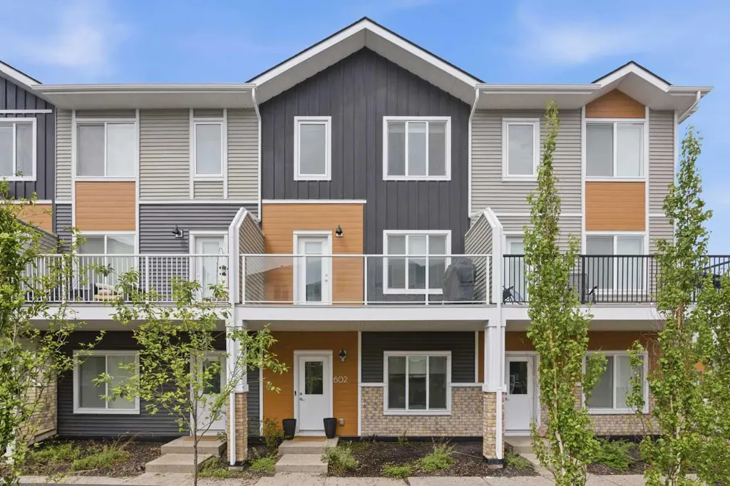 335 Creekside Boulevard SW Calgary AB T2X5L1