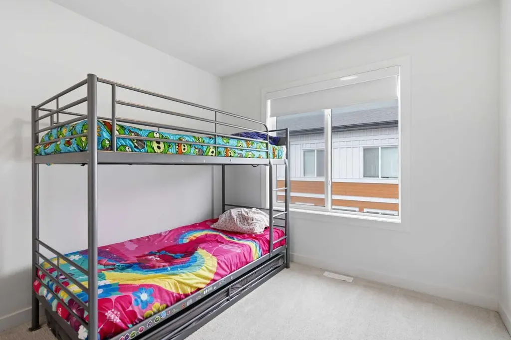 335 Creekside Boulevard SW Calgary AB T2X5L1