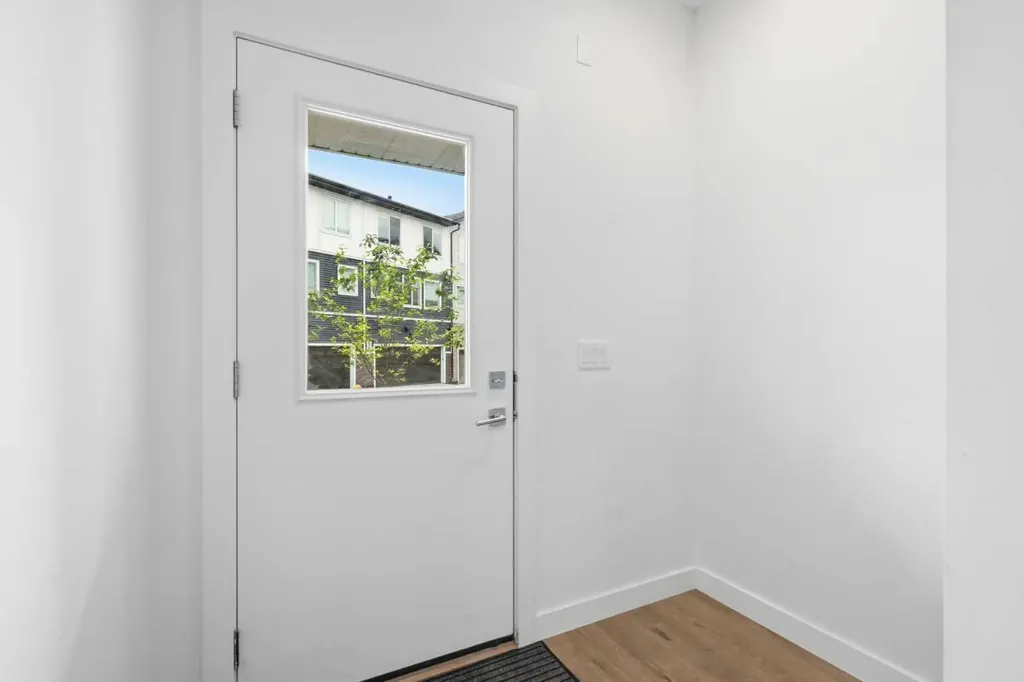 335 Creekside Boulevard SW Calgary AB T2X5L1