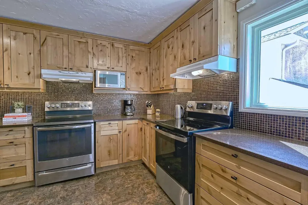 417 2 Avenue NW Diamond Valley AB T0L 0H0